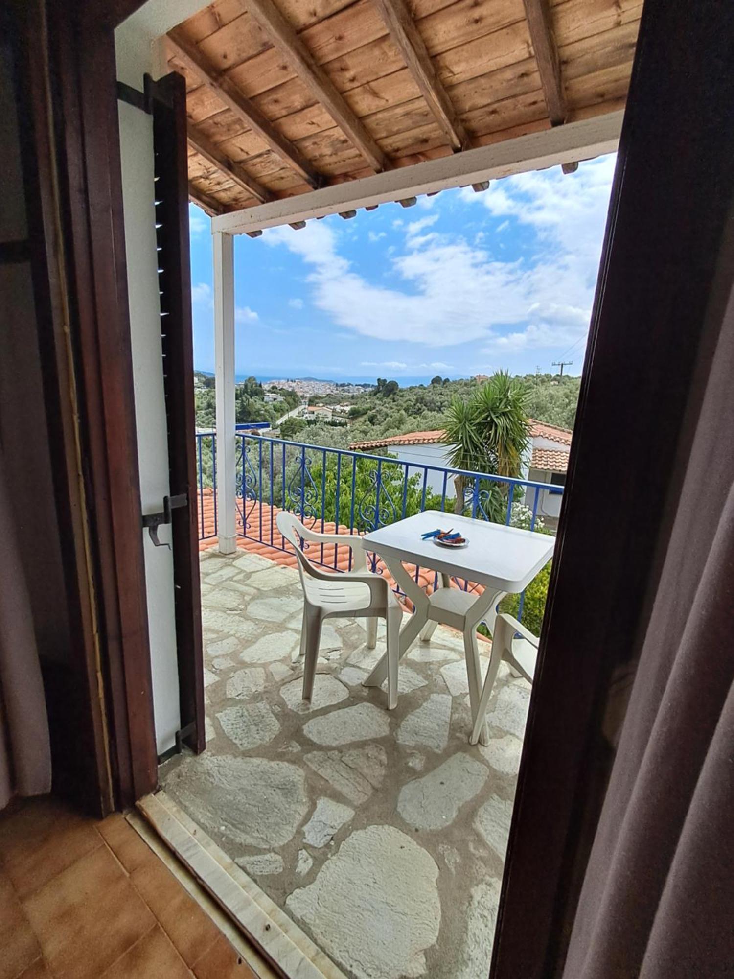 Camelia Studios Skiathos Town Exterior photo